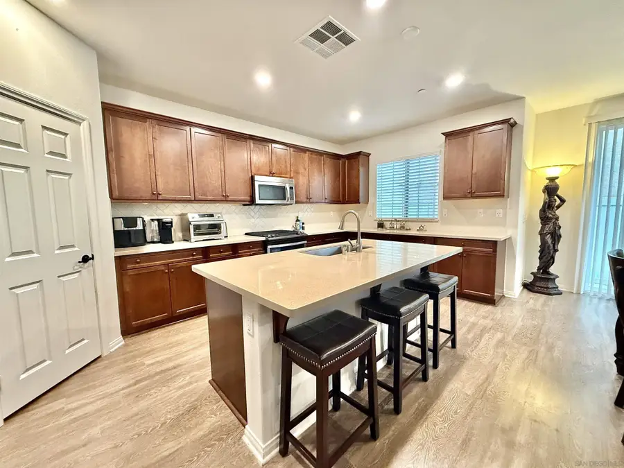 1287 White Oak Ct, El Cajon, CA 92020 - Image #3