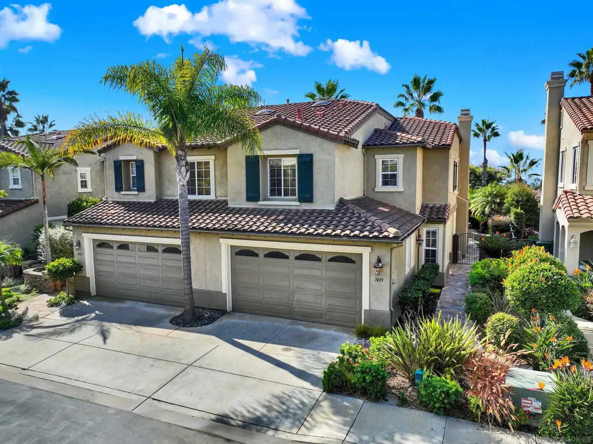 7435 Neptune Dr, Carlsbad, CA 92011 - Image #1