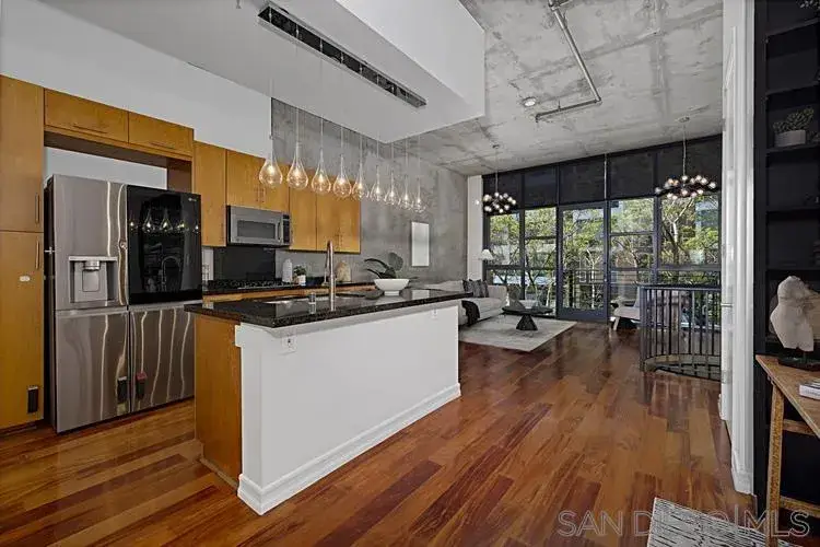 1050 Island Ave #110, San Diego, CA 92101 - Image #2