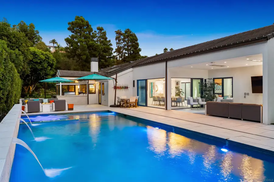 6887 Avenida Andorra, La Jolla, CA 92037 - Image #2