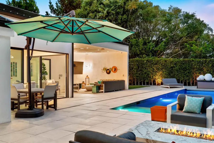 6887 Avenida Andorra, La Jolla, CA 92037 - Image #3