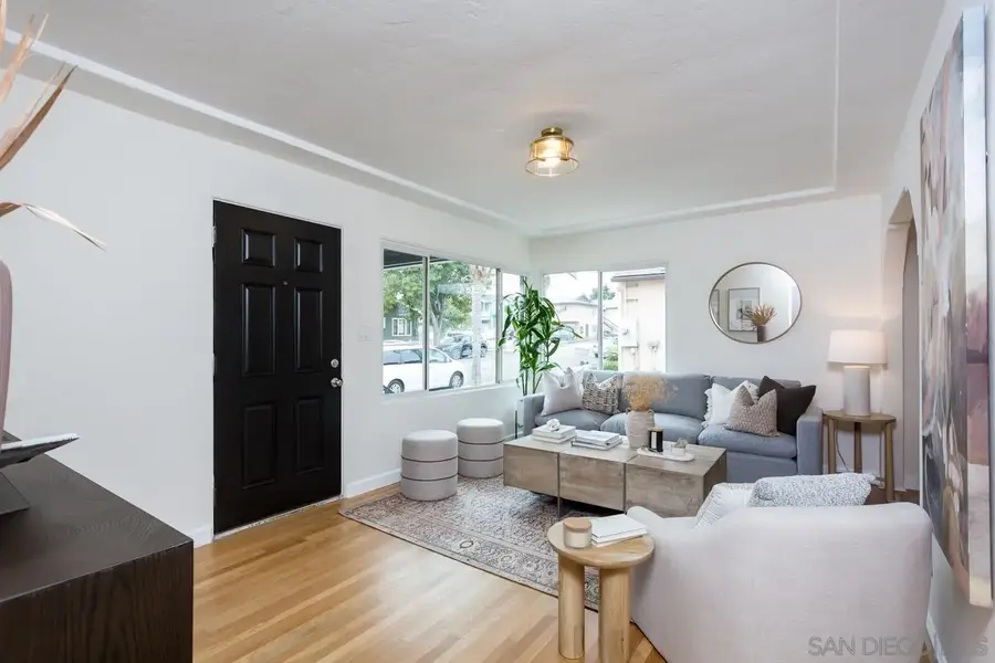 3848 Monroe Avenue, San Diego, CA 92116 - Image #2