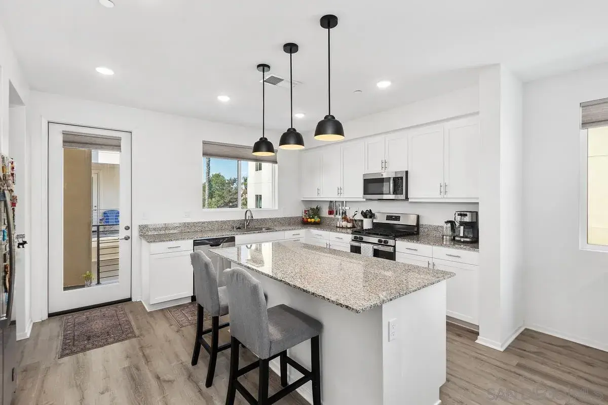 5405 Beach Bluff Ln #224, San Diego, CA 92154 - Image #1