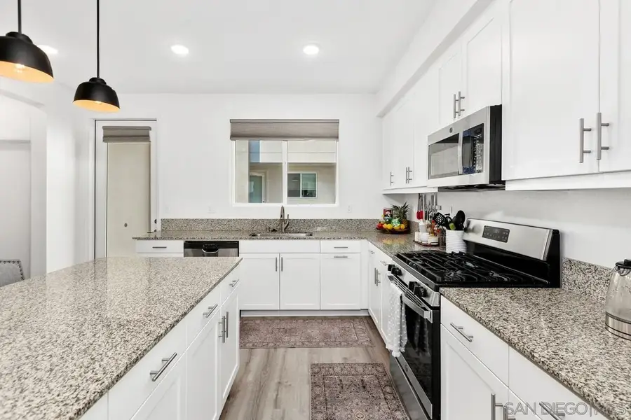 5405 Beach Bluff Ln #224, San Diego, CA 92154 - Image #2