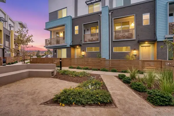 261 Gateway Ct, El Cajon, CA 92020