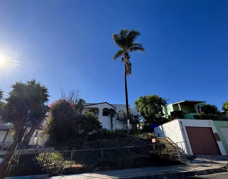 346 Olivewood Ter, San Diego, CA 92113 - Image #2