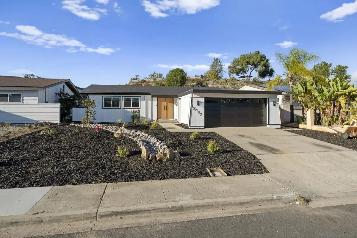 13442 Mountainside Dr, Poway, CA 92064 - Image #1