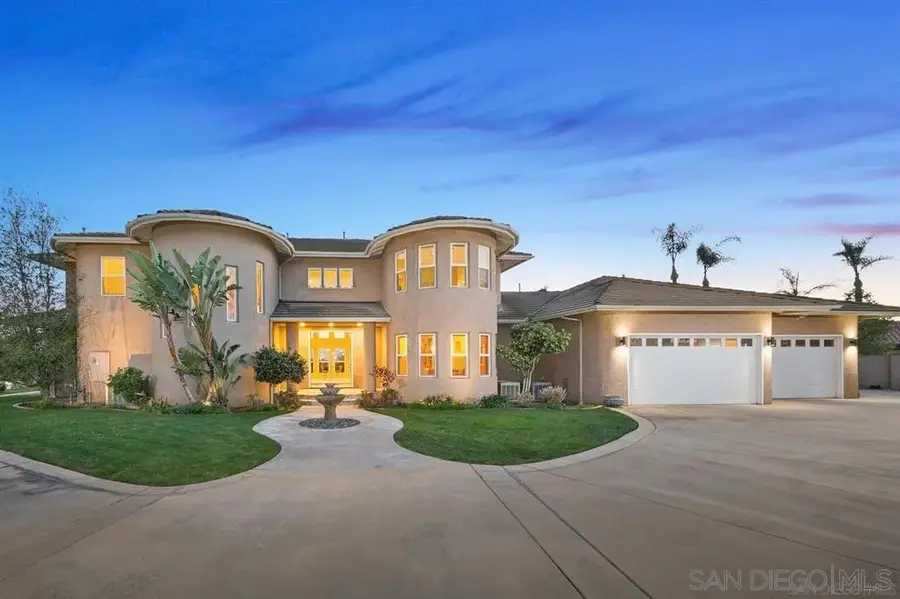 836 Camelot Pkwy, El Cajon, CA 92019 - Image #2
