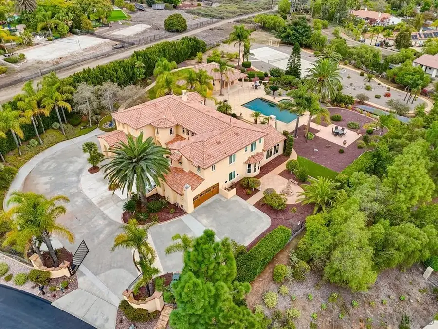 13665 White Rock Station Rd, Poway, CA 92064 - Image #2