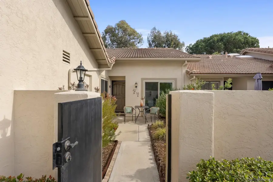 17909 Avenida Alozdra, San Diego, CA 92128 - Image #3