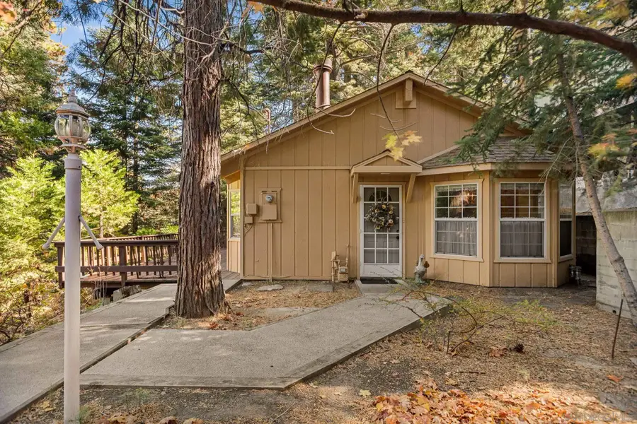 26582 Lake Forest Dr, Twin Peaks, CA 92391 - Image #3