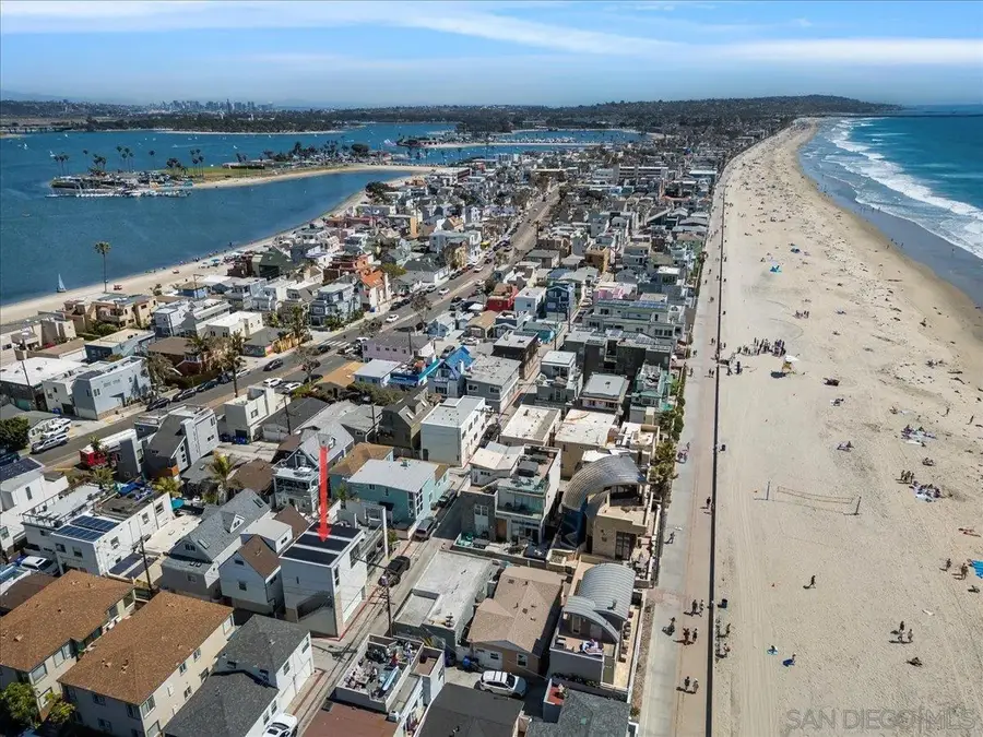 710 Verona Court, San Diego, CA 92109 - Image #2