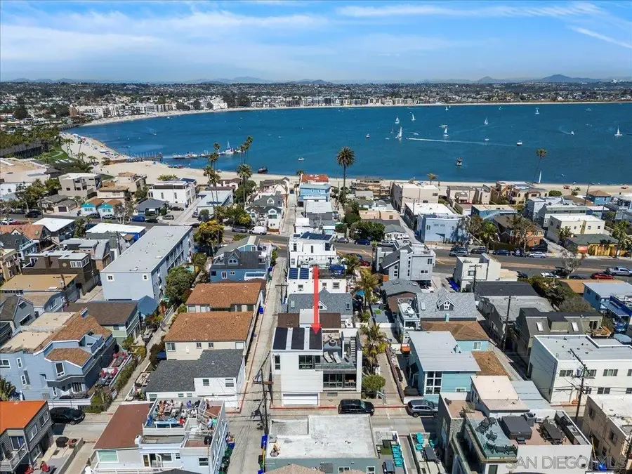 710 Verona Court, San Diego, CA 92109 - Image #3