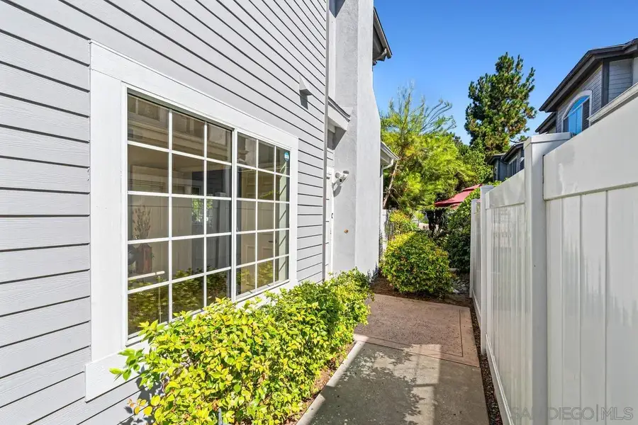 8619 Via Mallorca #C, La Jolla, CA 92037 - Image #2