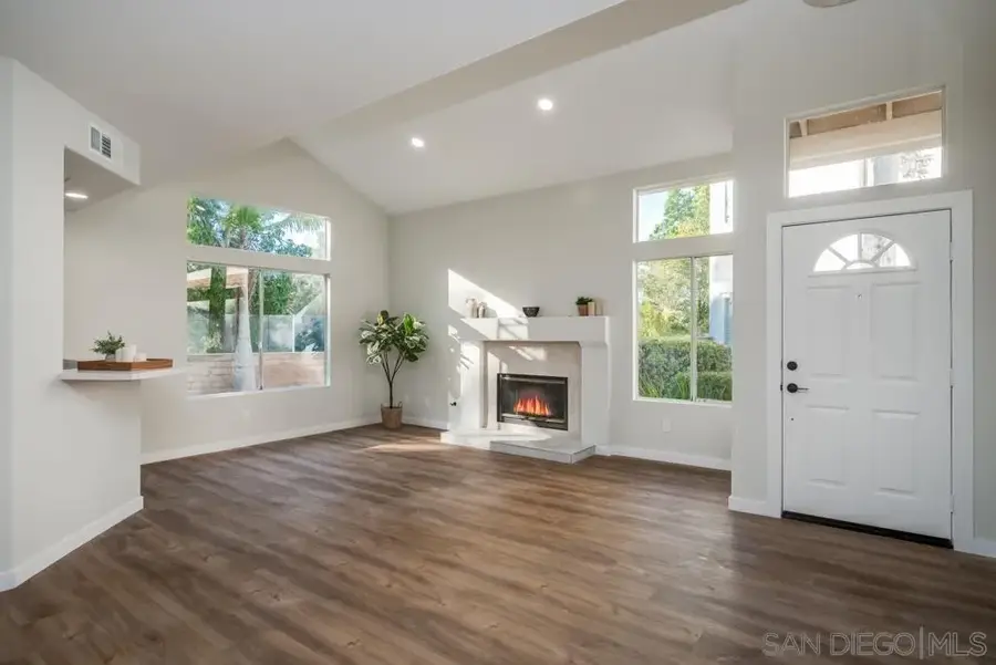 16150 Avenida Venusto #1, San Diego, CA 92128 - Image #3