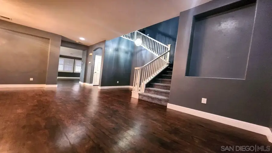 36605 Walden Ln, Murrieta, CA 92563 - Image #3