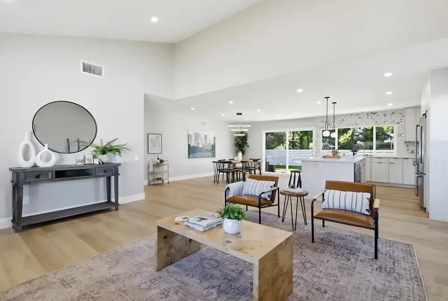 15220 Amalia St, San Diego, CA 92129 - Image #3