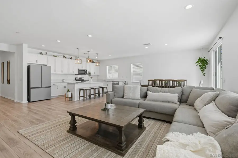 29078 Long Horn Ln, Winchester, CA 92596 - Image #2