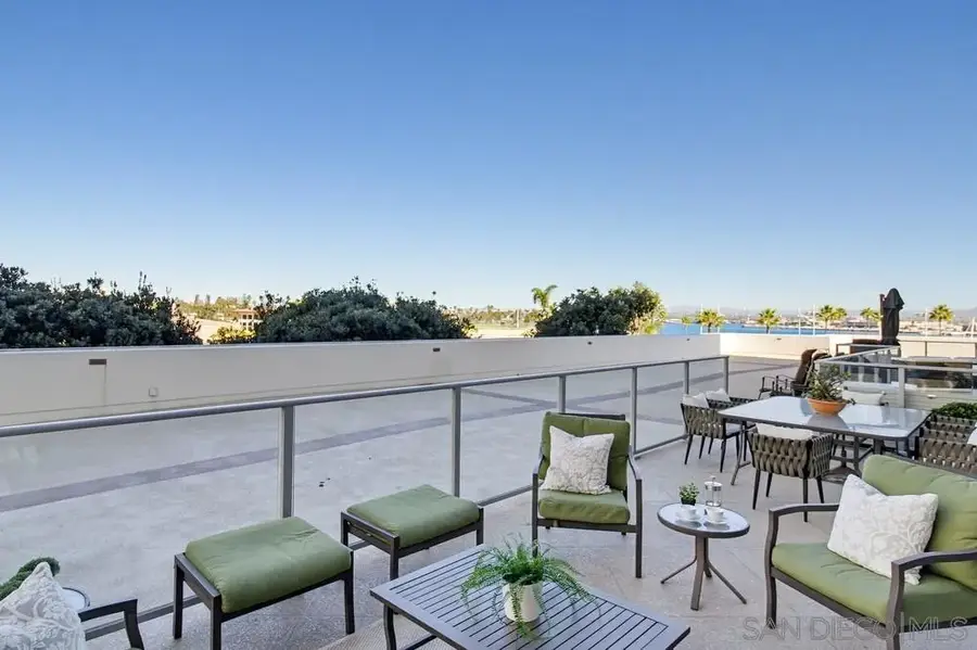 1820 Avenida Del Mundo #108, Coronado, CA 92118 - Image #3