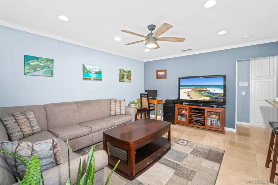 1733 Hornblend St, San Diego, CA 92109 - Image #3