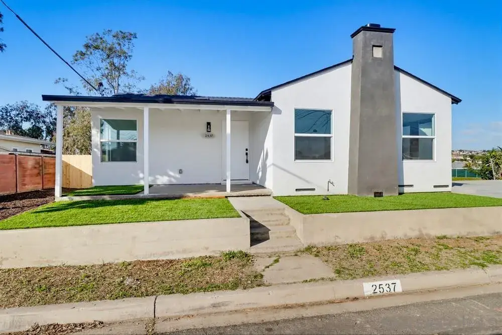 2537 E 13th St, National City, CA 91950 - Image #1