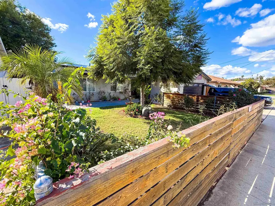 819 N Rose St, Escondido, CA 92027 - Image #2