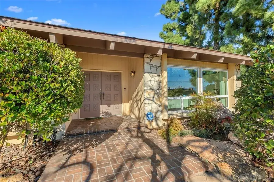 6436 Rancho Park Dr, San Diego, CA 92120 - Image #2