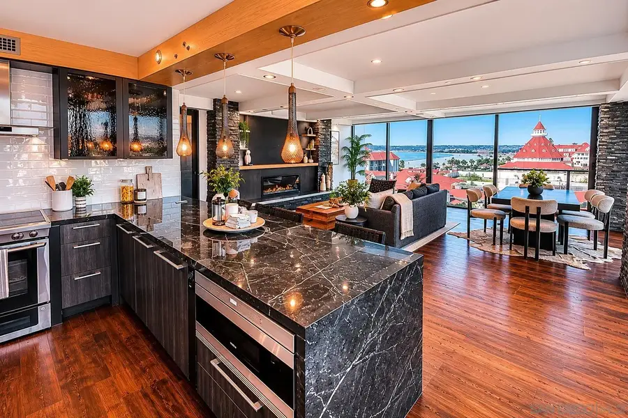1710 Avenida Del Mundo #708, Coronado, CA 92118 - #2