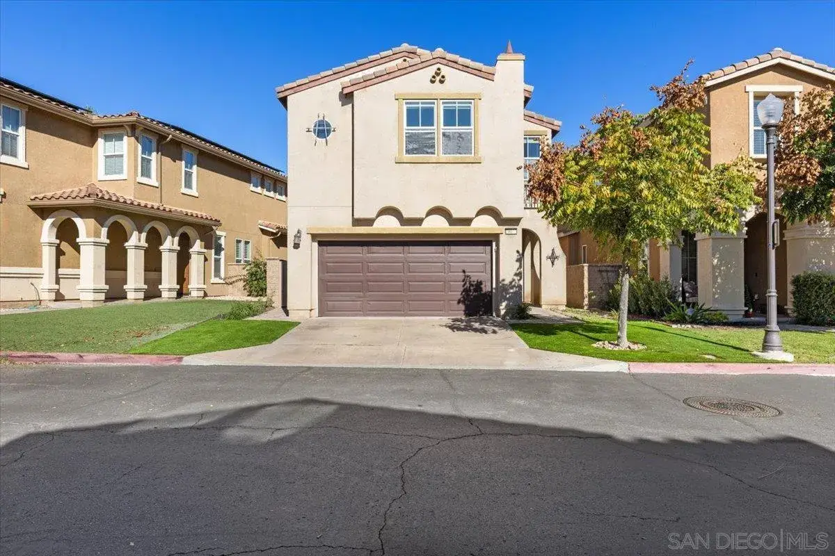10034 Leavesly Trail, Santee, CA 92071 - Image #1