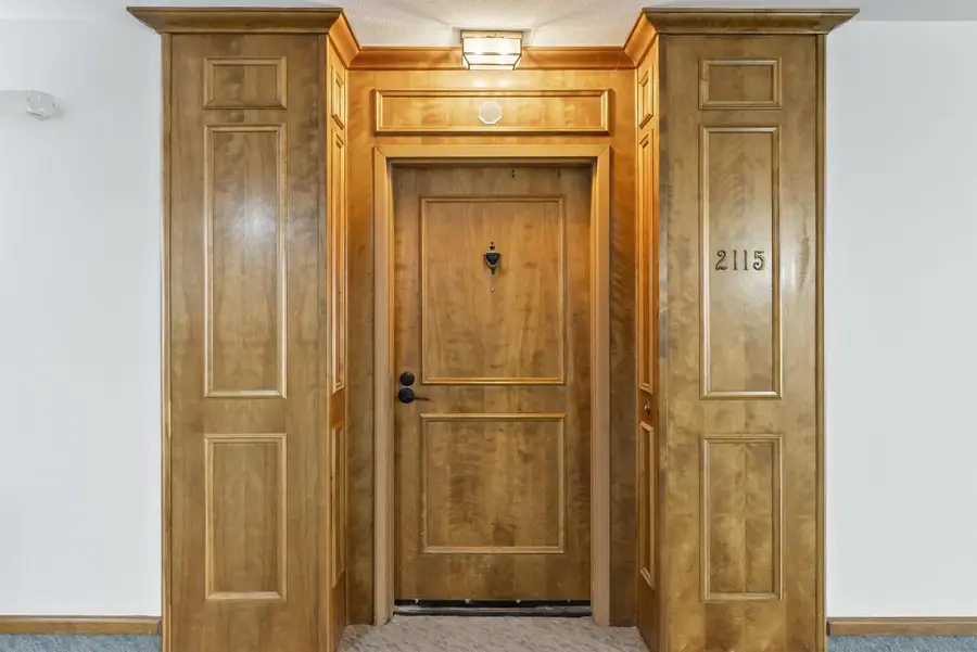 5805 Friars Rd #2115, San Diego, CA 92110 - Image #2