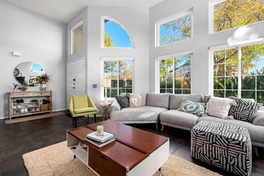 8896 Highwood Dr #C, San Diego, CA 92119 - Image #3