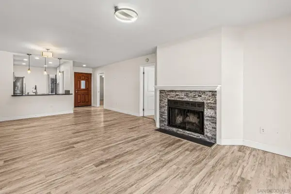 3525 Lebon Drive #104, San Diego, CA 92122