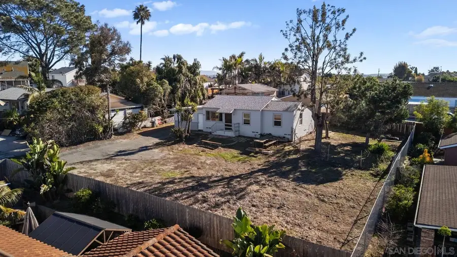 1760 Olive Ave, Vista, CA 92083 - Image #3