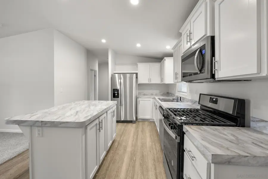 22899 Byron Rd #SPC 78, Crestline, CA 92325 - Image #3