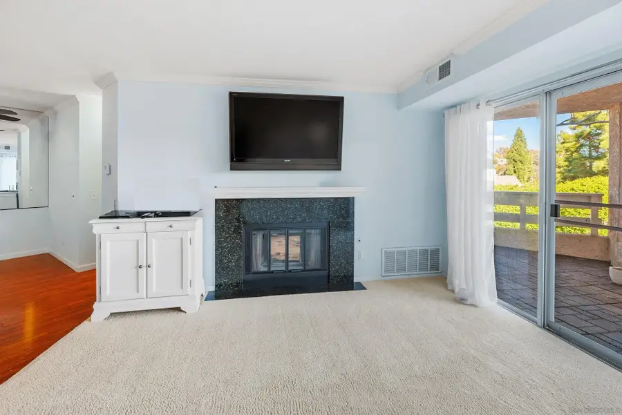 7087 Camino Revueltos #302, San Diego, CA 92111 - #3
