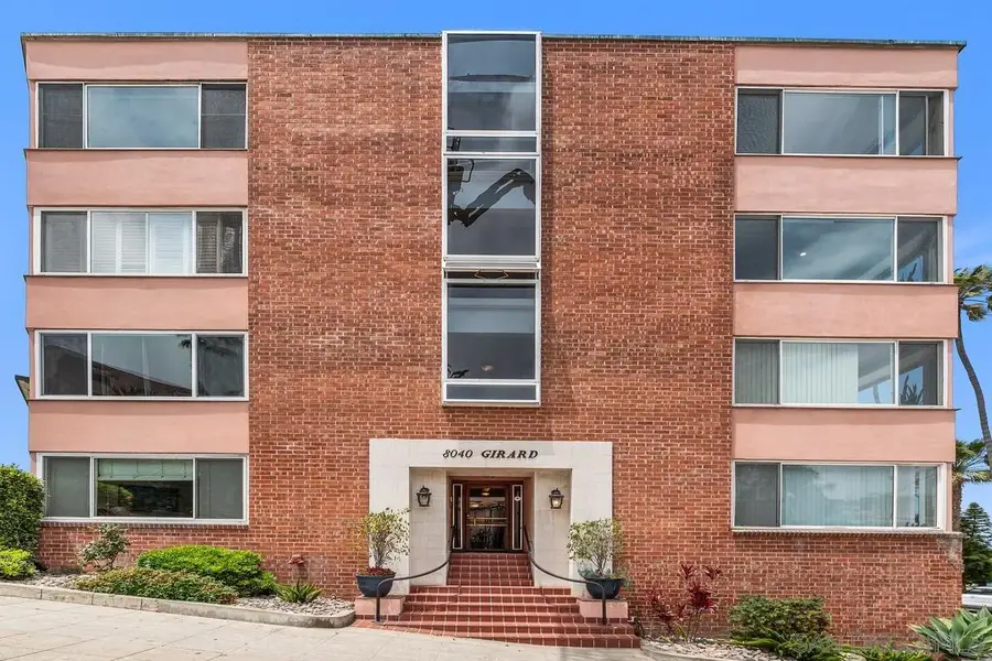 8040 Girard Ave #2, La Jolla, CA 92037 - Image #3
