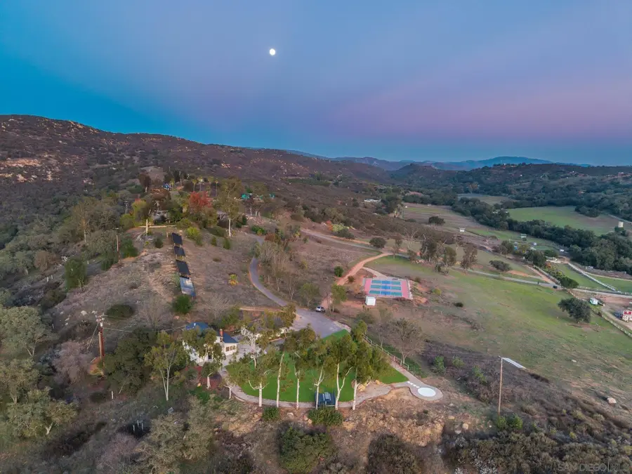 26086 Bear Valley Heights Road, Escondido, CA 92027 - Image #2