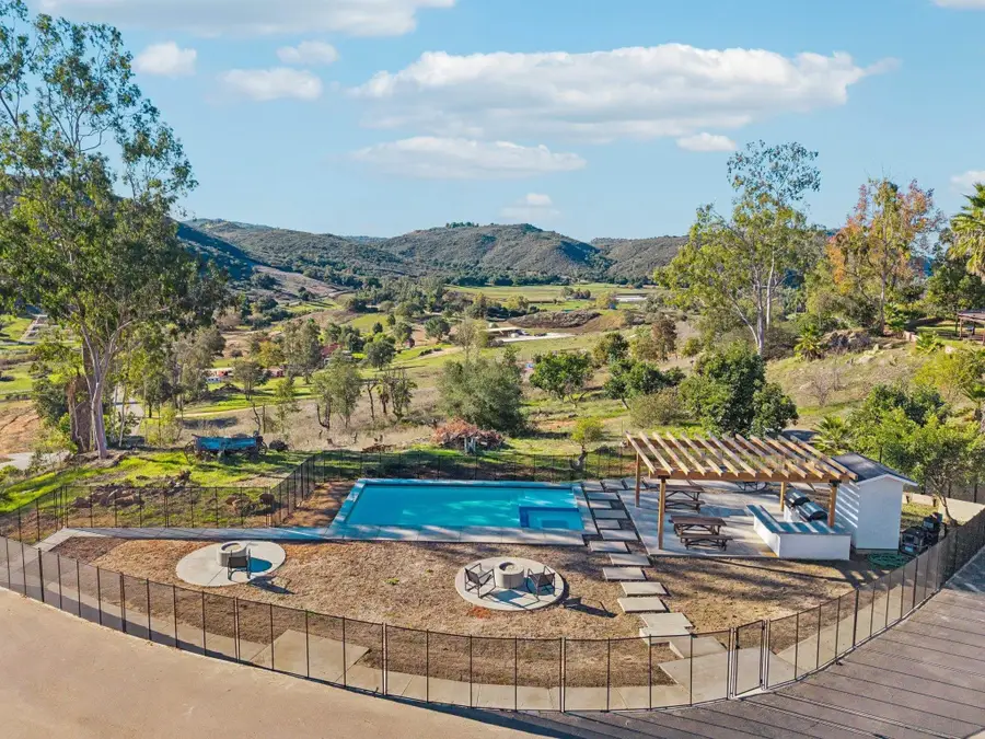 26086 Bear Valley Heights Road, Escondido, CA 92027 - Image #3