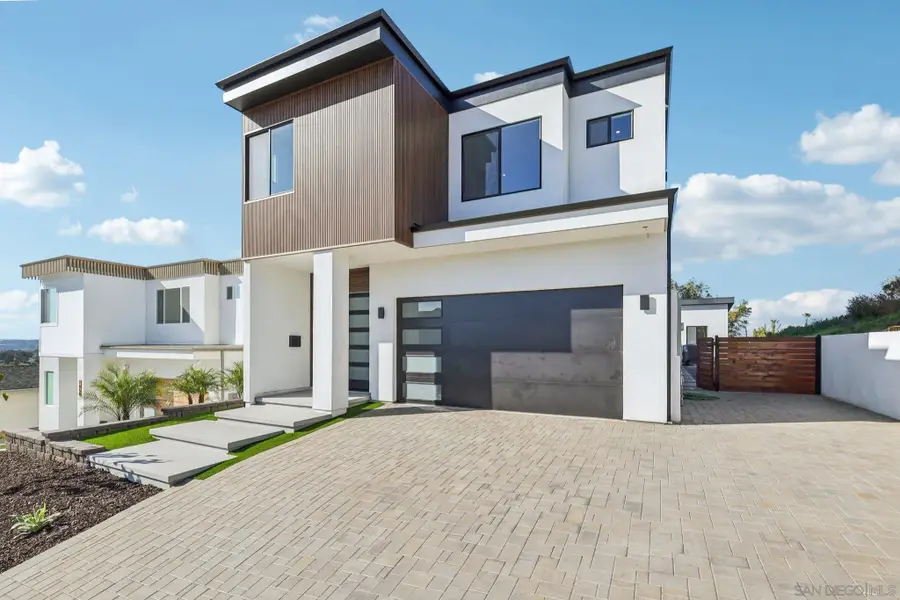 1860 Illion, San Diego, CA 92110 - Image #2