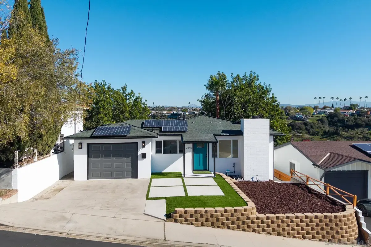 2549 Roseview Pl, San Diego, CA 92105 - Image #1