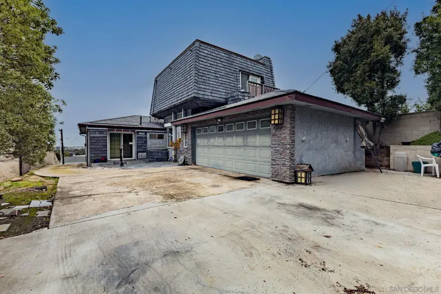 2841 Nipoma St, San Diego, CA 92106 - Image #3