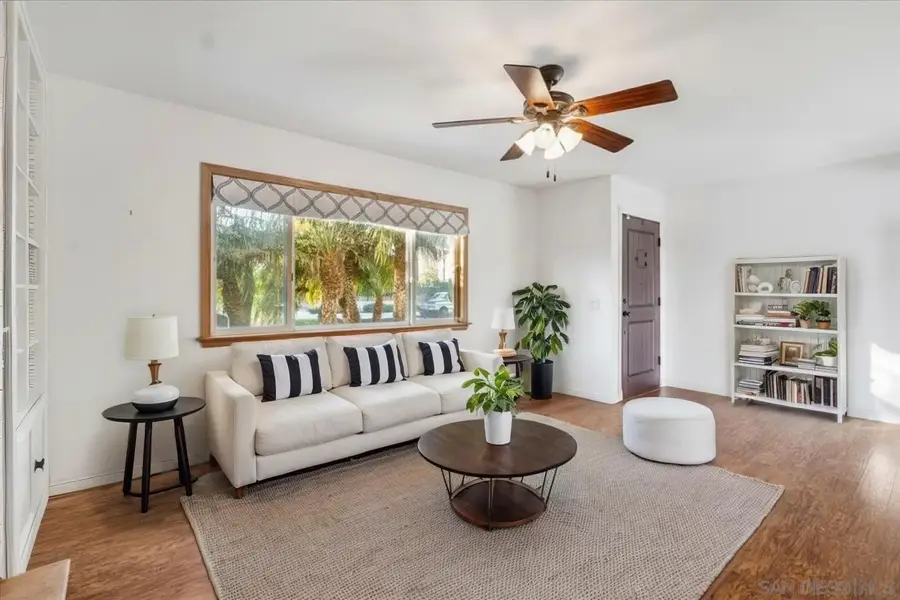 10853 Westonhill Dr, San Diego, CA 92126 - Image #2