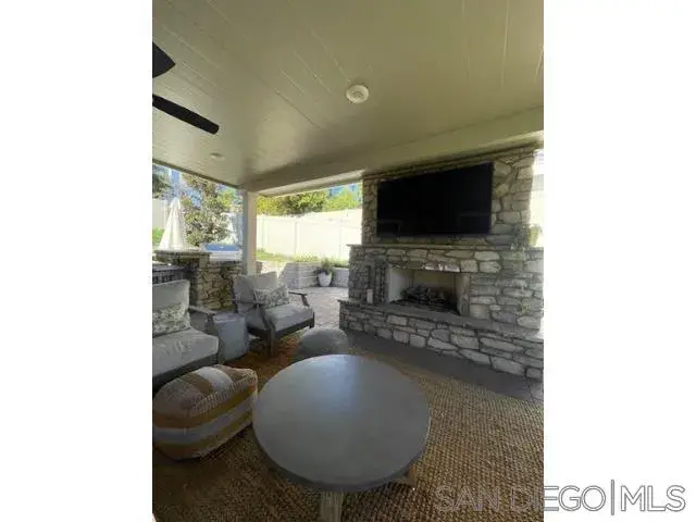 1705 Wildflower, Vista, CA 92083 - Image #3