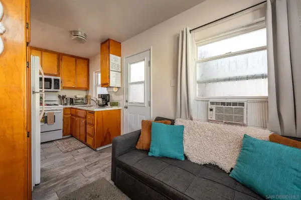 830-832 Pismo Ct, San Diego, CA 92109