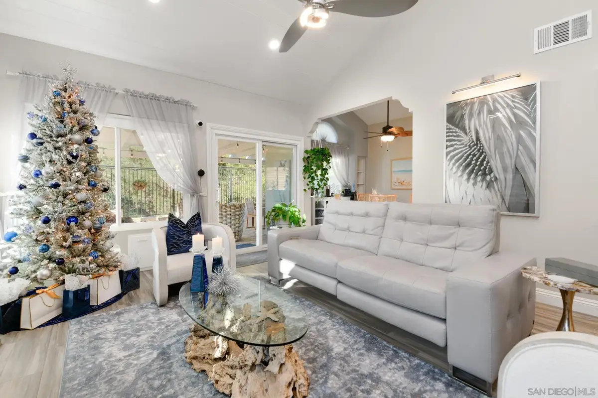 2227 Medina Gln, Escondido, CA 92026 - Image #1