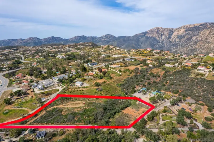 15634 Broad Oaks Rd, El Cajon, CA 92021 - Image #2