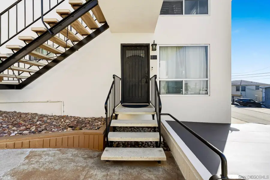 1828 Linwood St #1, San Diego, CA 92110 - Image #3