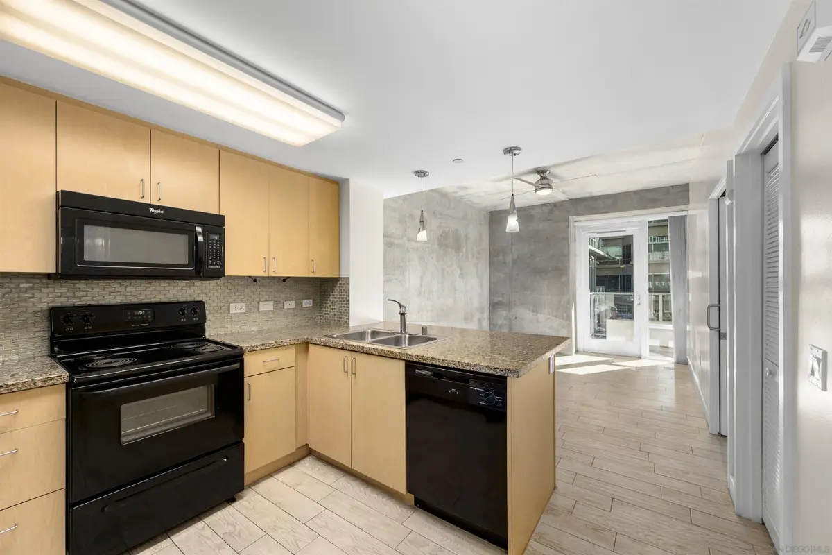 1080 Park Blvd #303, San Diego, CA 92101 - Image #1