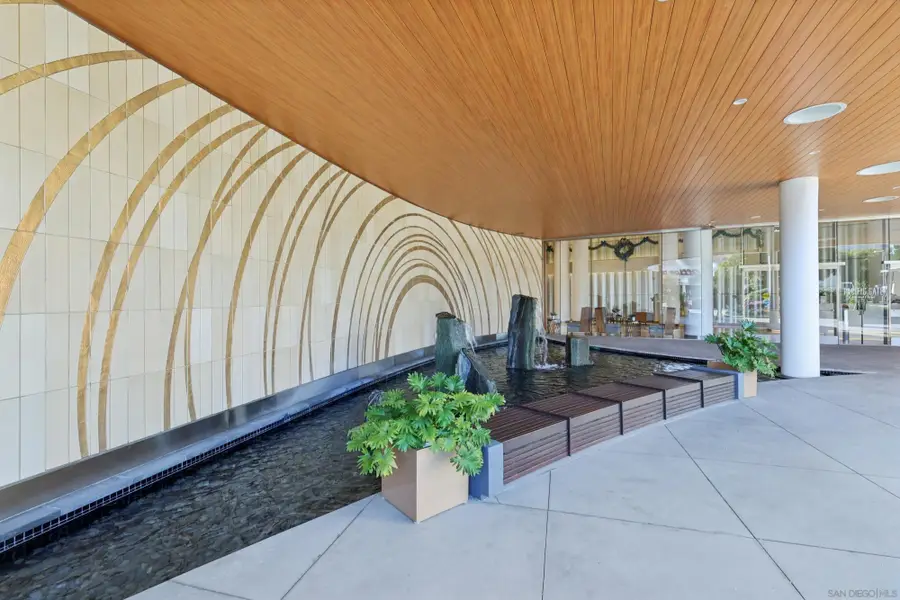 888 W E St #1504, San Diego, CA 92101 - Image #2