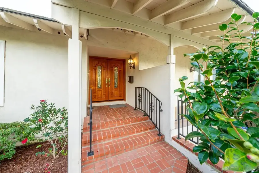 5453 Bothe Ave, San Diego, CA 92122 - Image #2